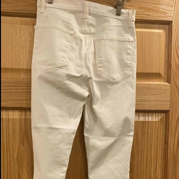 J BRAND LILLIE HIGH-RISE CROPPED SKINNY JEAN - Picture 10 of 14